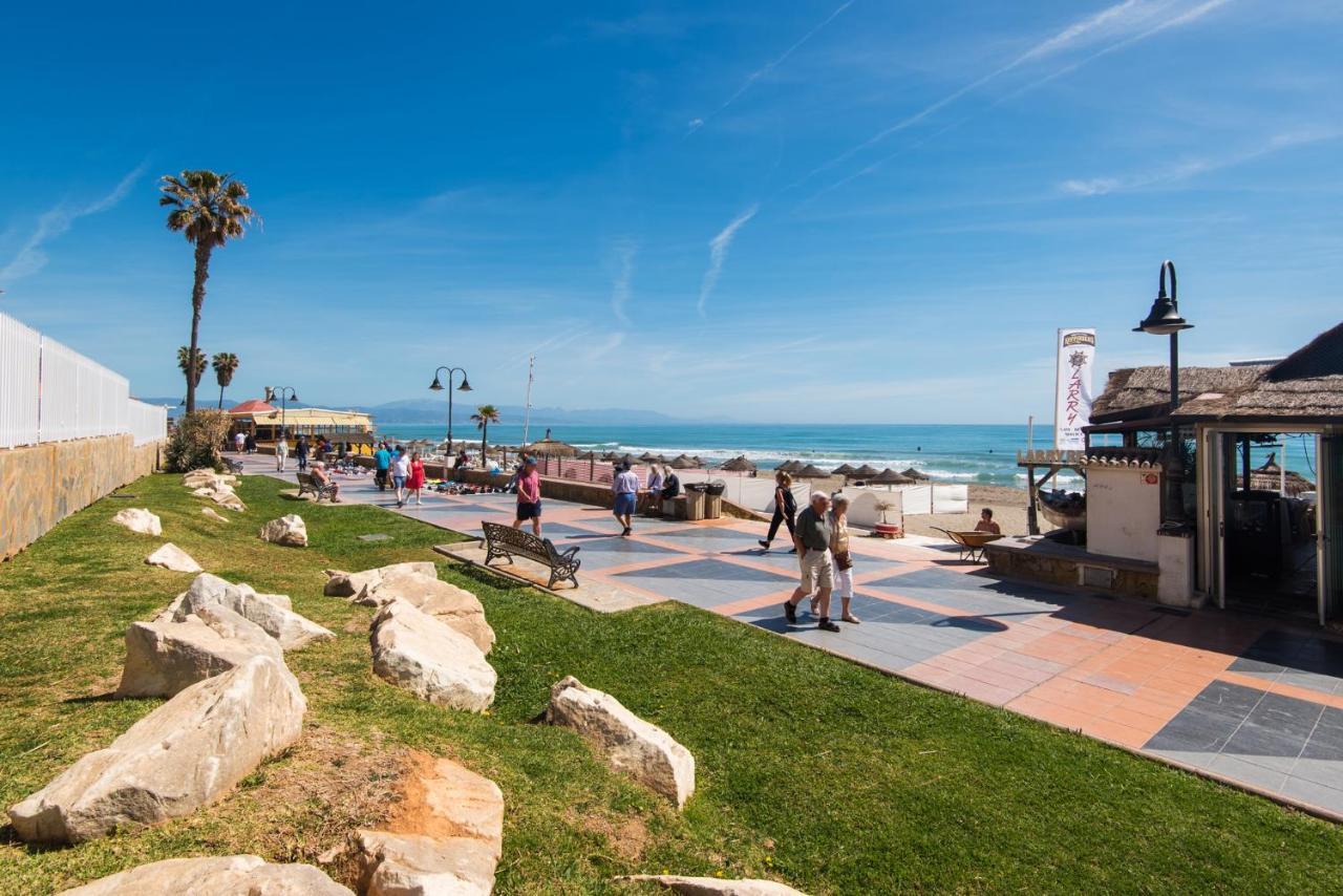 Aloha Puerto Private Apartment 1St Line Carihuela Beach Torremolinos Esterno foto