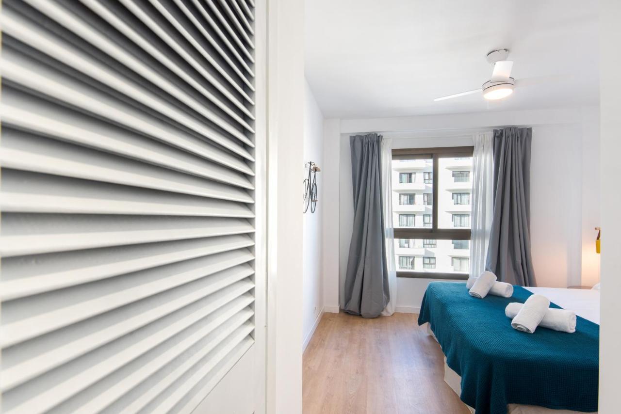 Aloha Puerto Private Apartment 1St Line Carihuela Beach Torremolinos Esterno foto